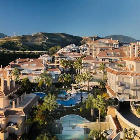 Aloha Hill Club 7 Terrace Glassed Pergola Pools Apartment Marbella