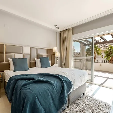 Apartment Aloha Hill Club 7 Terrace Glassed Pergola Pools *