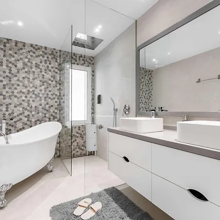 Aloha Hill Club 7 Terrace Glassed Pergola Pools