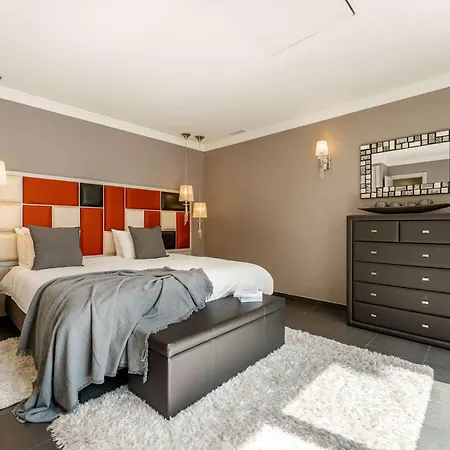 Aloha Hill Club 7 Terrace Glassed Pergola Pools Marbellac