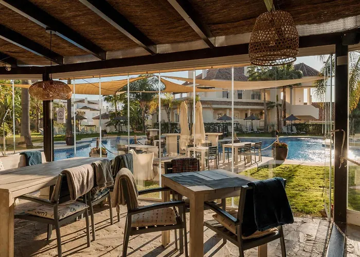 Aloha Hill Club 7 Terrace Glassed Pergola Pools *