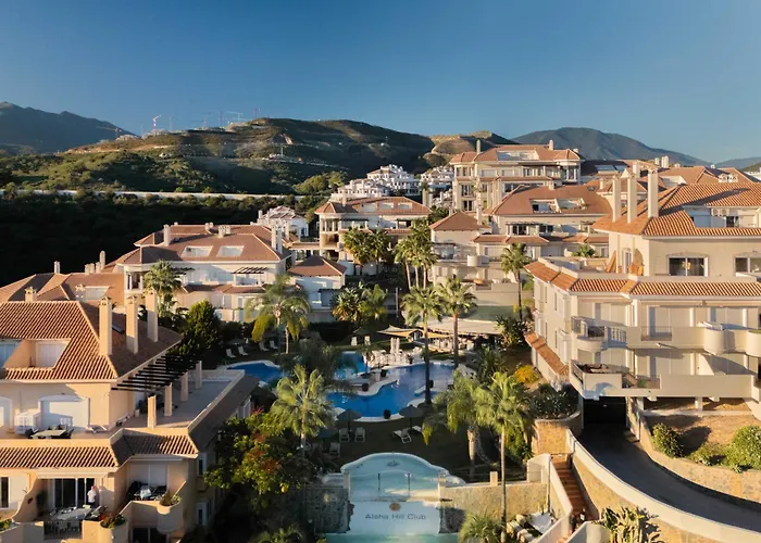 Aloha Hill Club 7 Terrace Glassed Pergola Pools דירה מארבלה