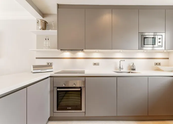 Aloha Hill Club 7 Terrace Glassed Pergola Pools *