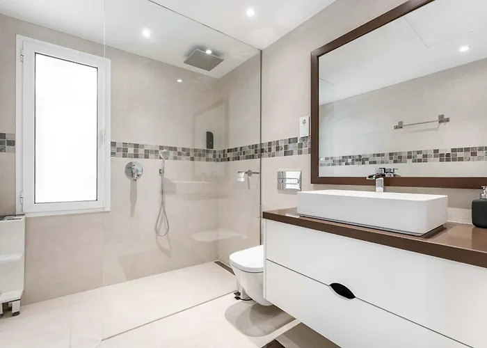 Aloha Hill Club 7 Terrace Glassed Pergola Pools מארבלה