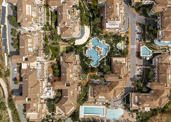 Aloha Hill Club 7 Terrace Glassed Pergola Pools *